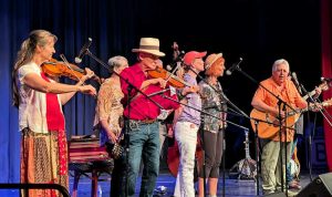 Rodney Dillard (far right) & the Dillard Band joined on stage by the daughters of the main men of Mayberry, Dixie Griffith & Karen Knotts